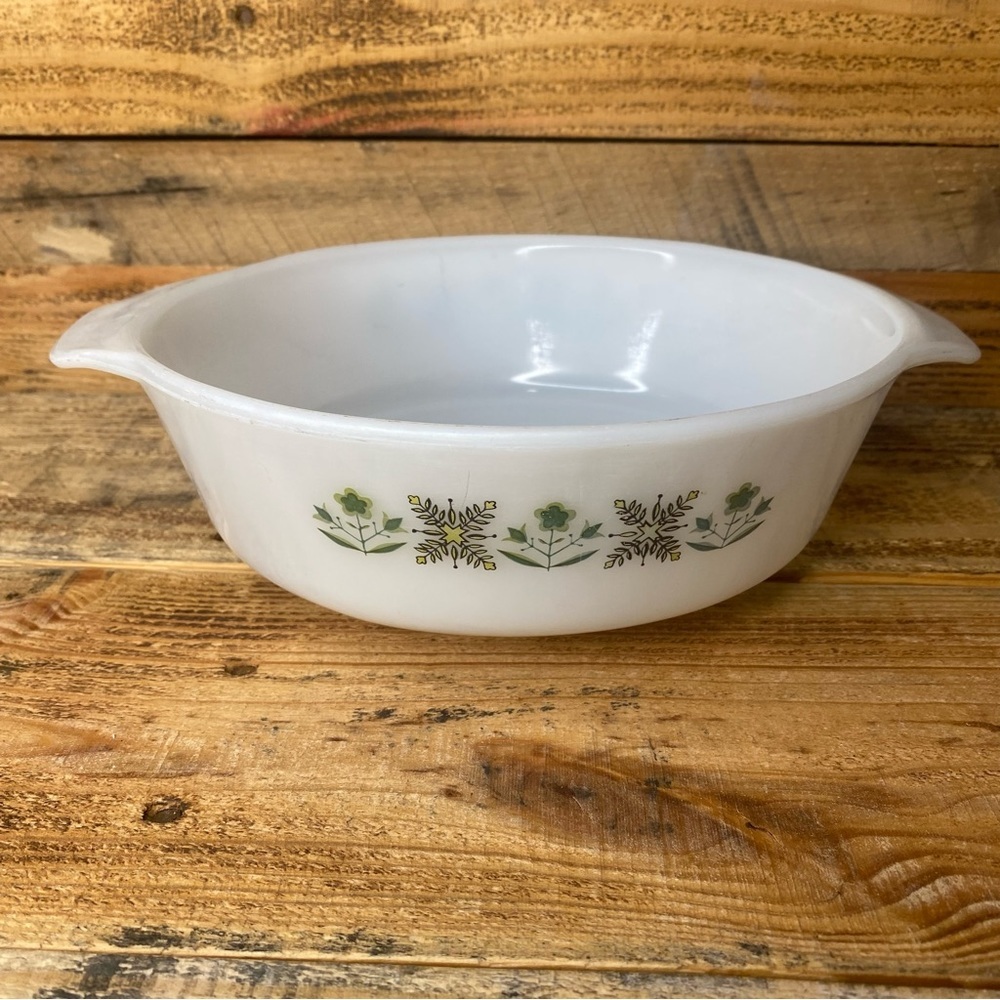 Vintage Anchor Hocking Fire King #437 Green Meadow 1 1/2 Quart QT Casserole Dish